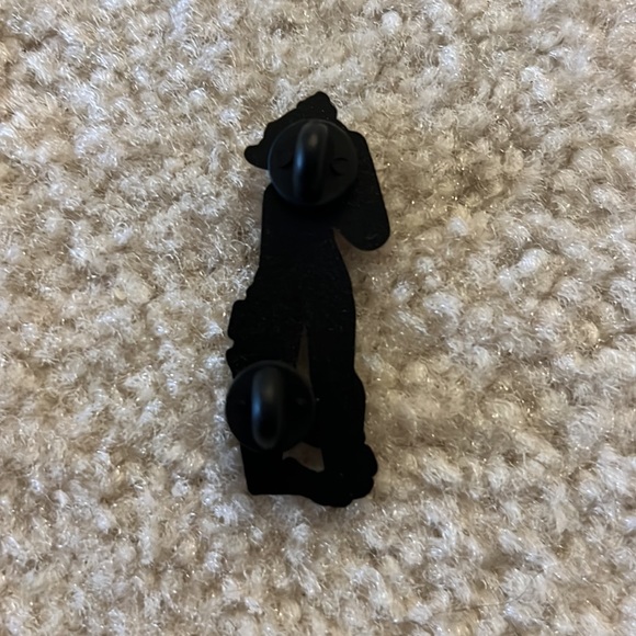 Original Character Pin by Aurora Kadash - Picture 2 of 2